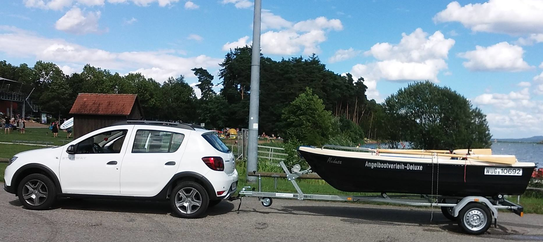 Angelboot auf Trailer für 2 Personen mit Echolot
